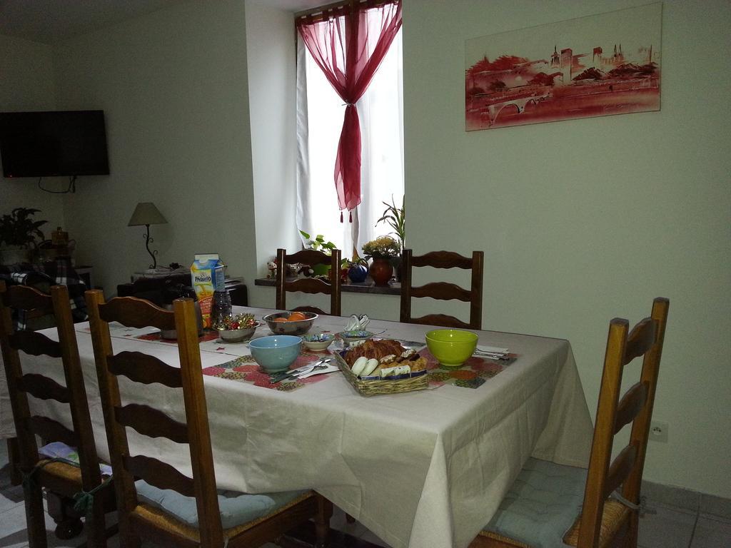 Millot Conilhac Bed & Breakfast エクステリア 写真